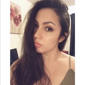 Meet your Posher, Natasha